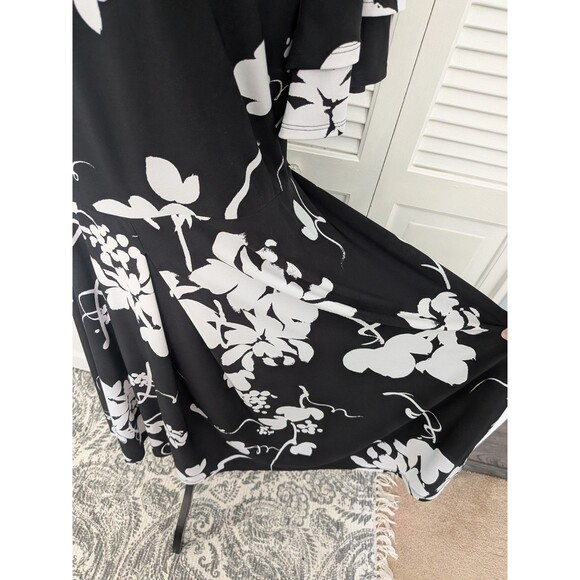 Lane Bryant Dress Women's 22/24 Black White Floral Flutter Sleeve A-Line Stretch - Picture 4 of 13